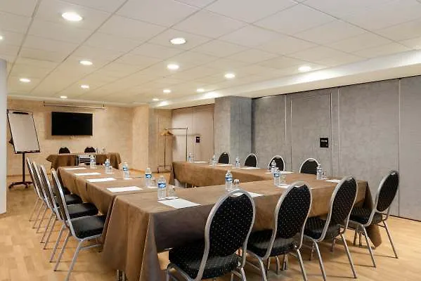 Hotel Chateaubriand Paris France