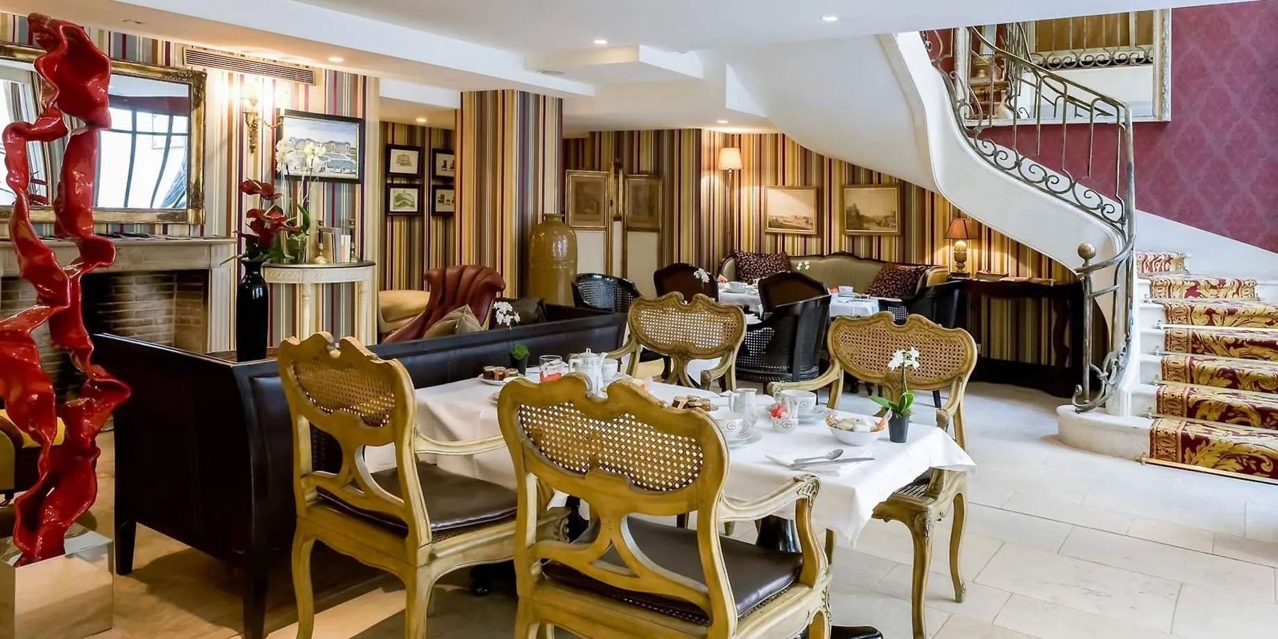 Hotel Chateaubriand Paris