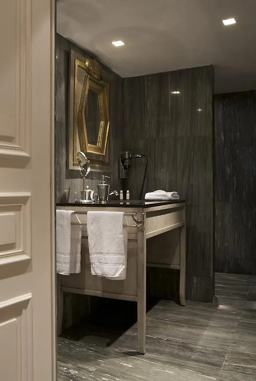 Hotel Chateaubriand Paris