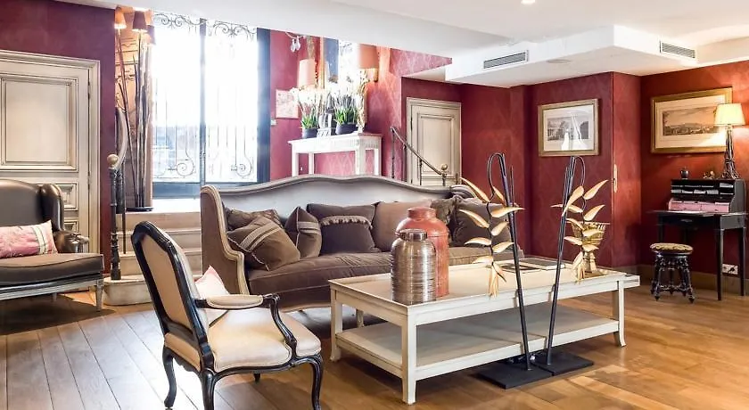 Hotel Chateaubriand Paris France