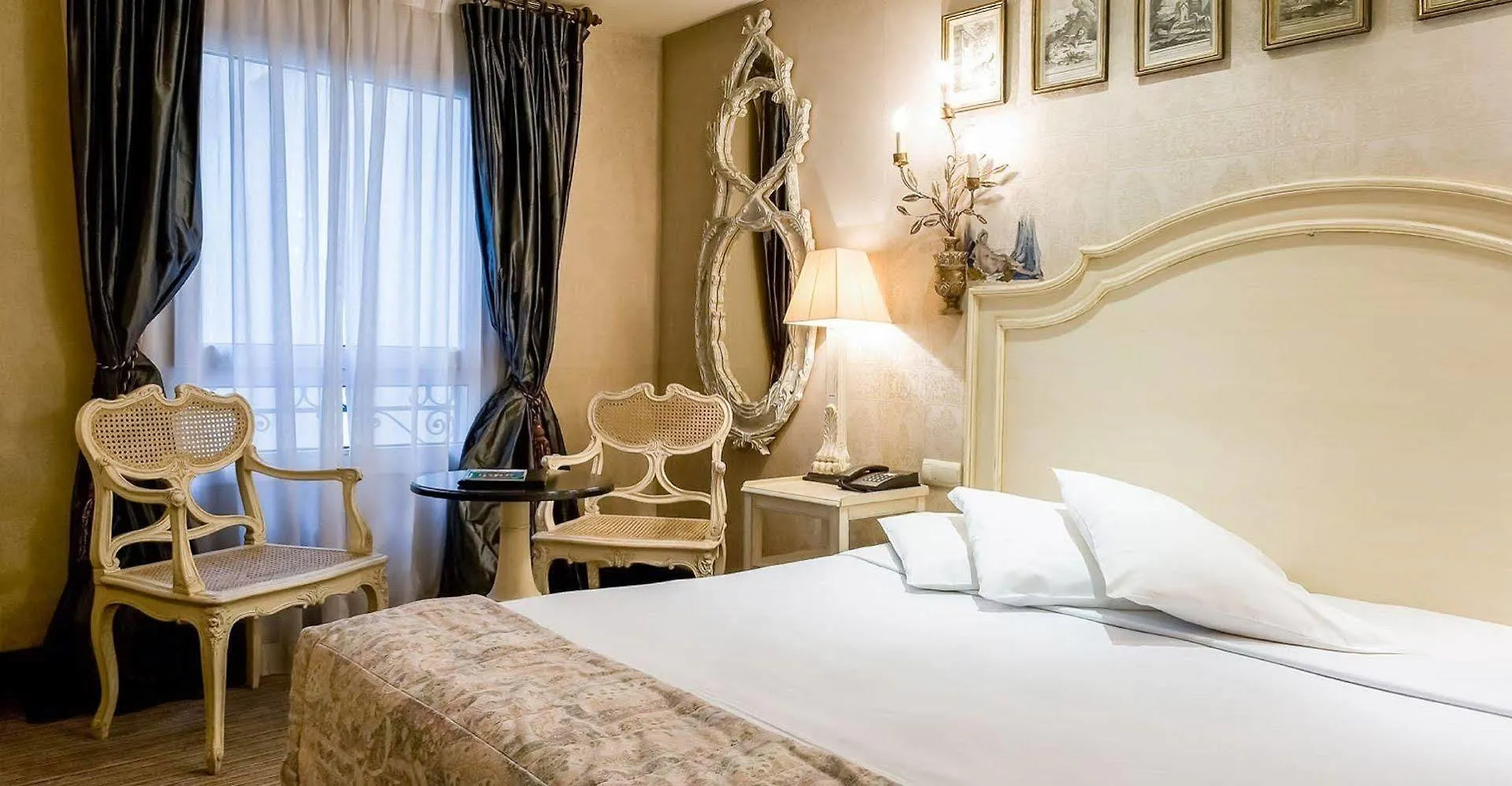 Hotel Chateaubriand Paris