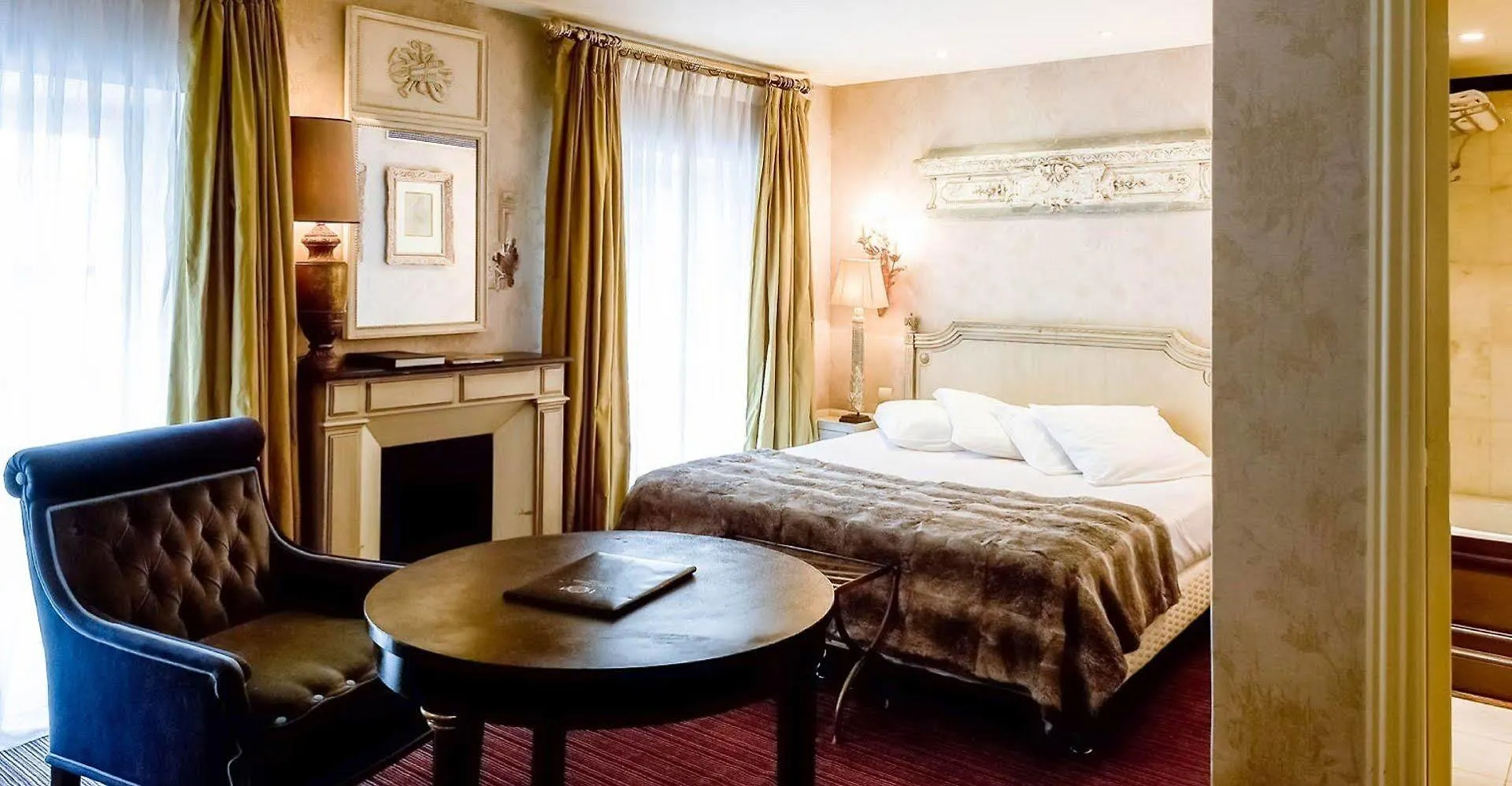 Hotel Chateaubriand Paris 4*,  France