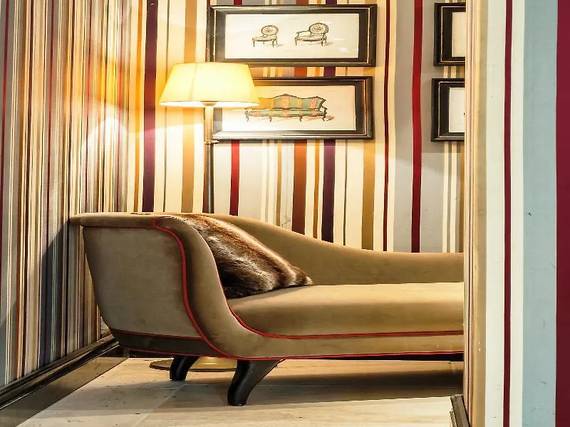 Hotel Chateaubriand Paris