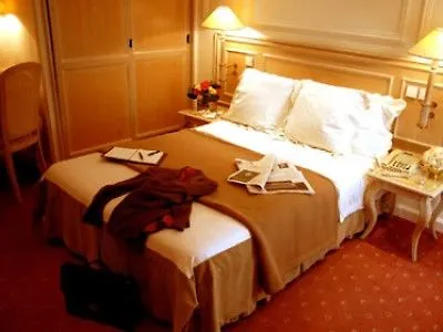 Hotel Chateaubriand Paris